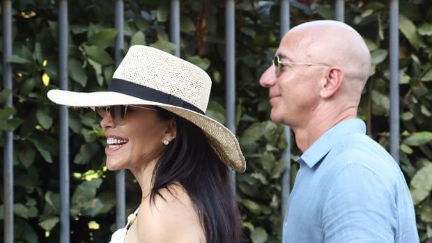 Yates, fiestas y exploración espacial: la rutilante vida de Jeff Bezos después de Amazon y el divorcio