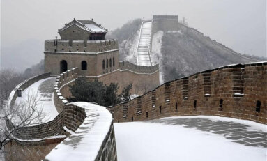 Debajo de la Gran Muralla China se encuentra la estación de tren de alta velocidad más profunda del mundo