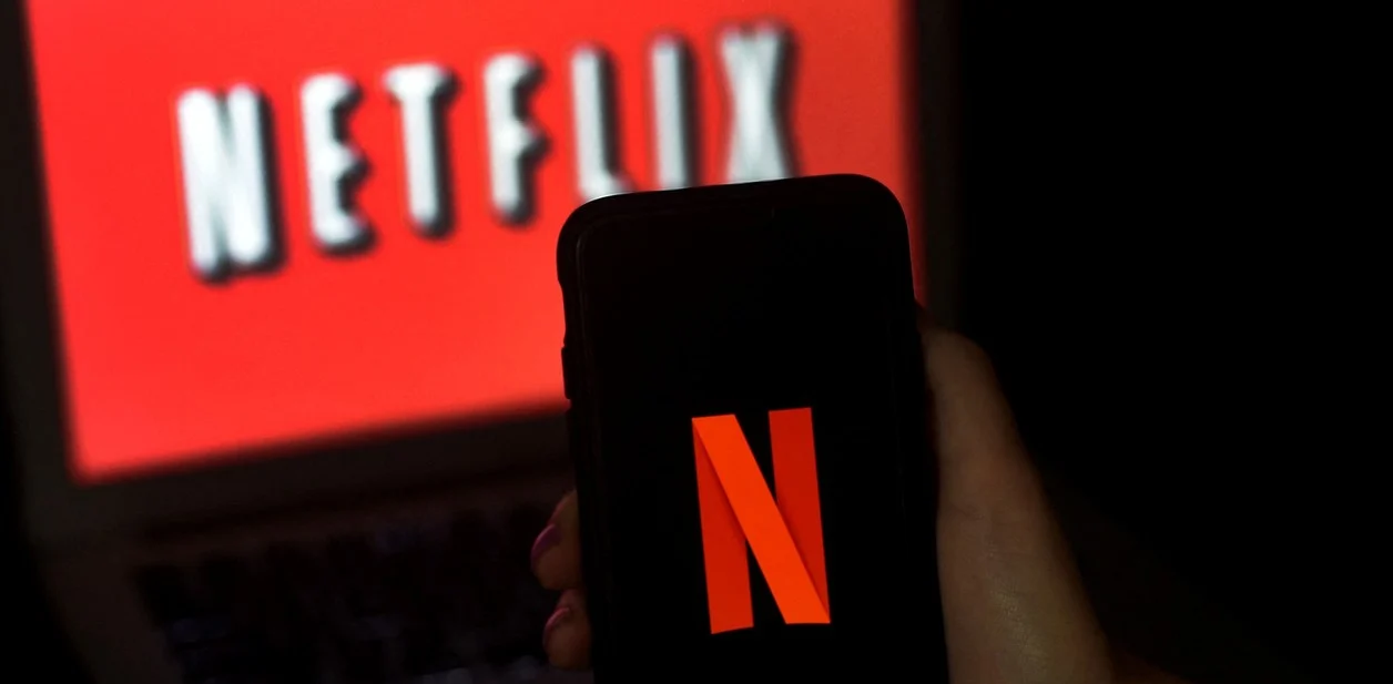 Streaming:  Netflix empezará a cobrar extra por compartir la contraseña