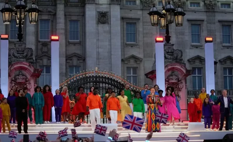 70 años en el trono.  Jubileo de la reina Isabel: un concierto masivo y con grandes estrellas en Londres marcó el tercer día de festejos