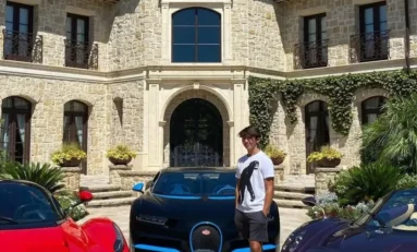 El youtuber millonario y su garaje de lujo: tiene 15 años y colecciona súper autos que todavía no puede manejar