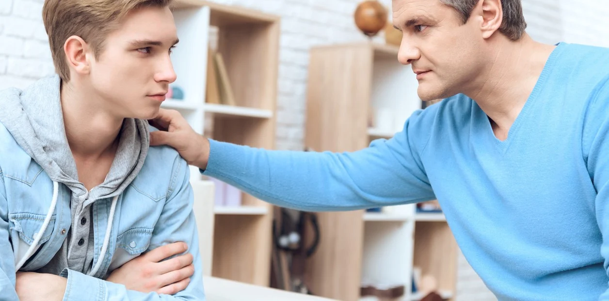 El consultorio:  ¿Tu hijo te respeta o te teme? Consejos para ejercer la “firmeza amorosa”
