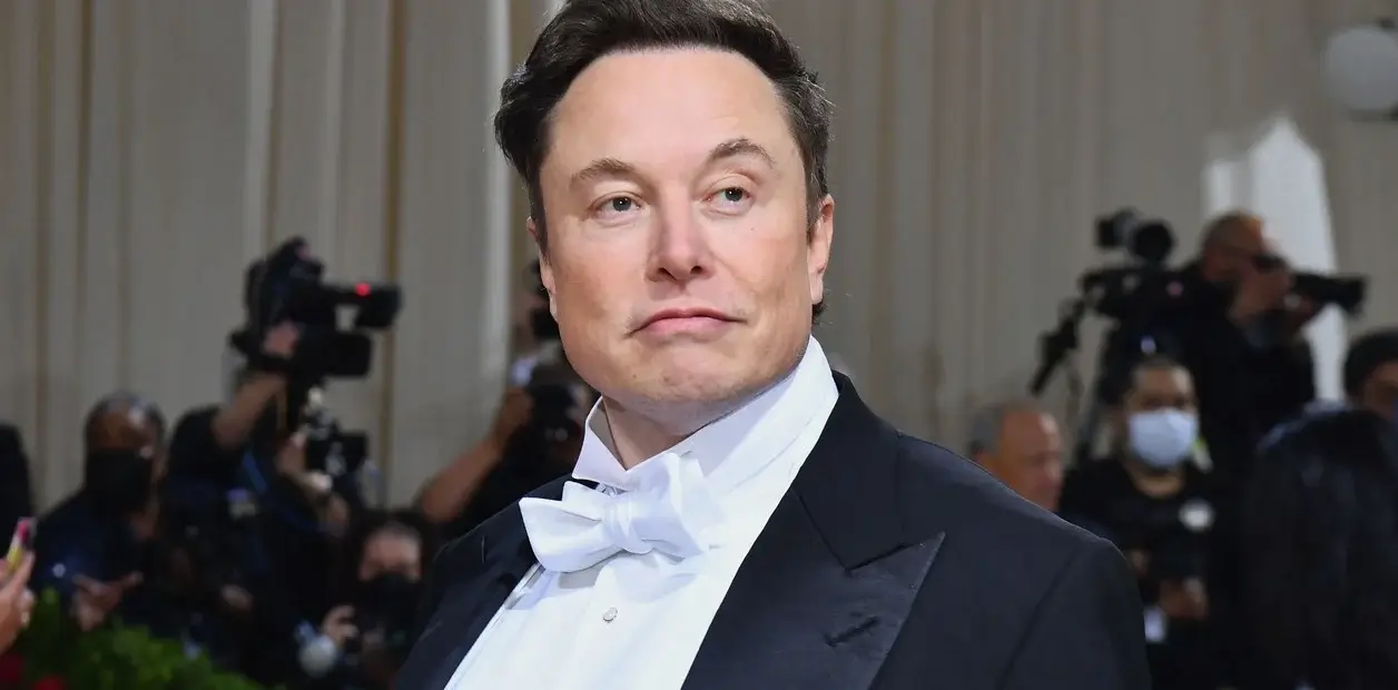 Amplió la familia:  Elon Musk tuvo gemelos con la ejecutiva de una de sus empresas, poco antes del nacimiento de su segunda hija con Grimes