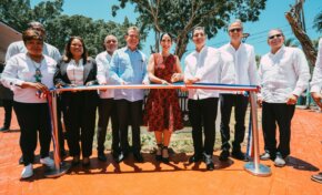 Primera dama, MICM y Popular remozan Parque Central Boca Chica