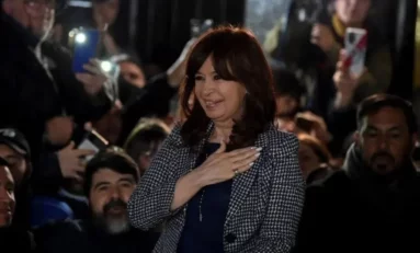 La vicepresidenta argentina sale ilesa tras un fallido intento de asesinato