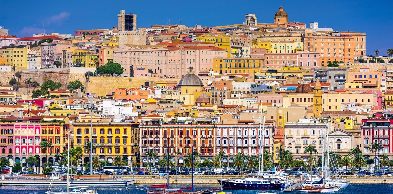 Una isla de Italia paga por mudarse allí: qué pido y cuántas personas busca