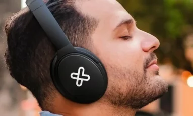 Por qué hay que tomar períodos de descanso con los auriculares: el daño que pueden causar