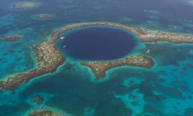 Las fascinantes primeras imágenes del interior del segundo agujero azul más profundo del mundo