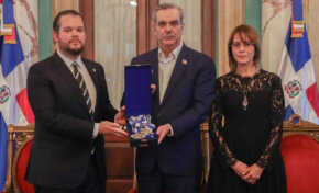 Presidente Luis Abinader concede condecoración póstuma a Orlando Jorge Mera en la Orden del Mérito Duarte, Sánchez y Mella