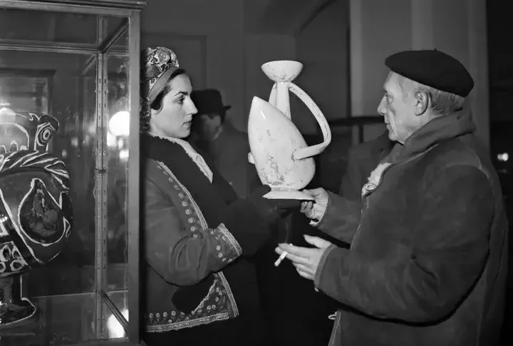 Murió la artista Françoise Gilot, la ex pareja de Pablo Picasso que le dedicó un libro que lo hizo enfurecer