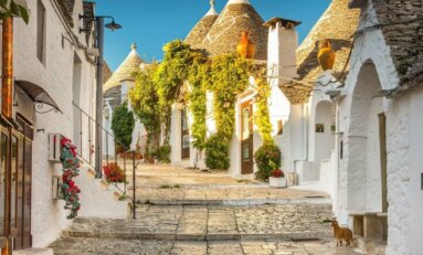 Cómo es Alberobello, un pueblito de Italia que parece salido de un cuento