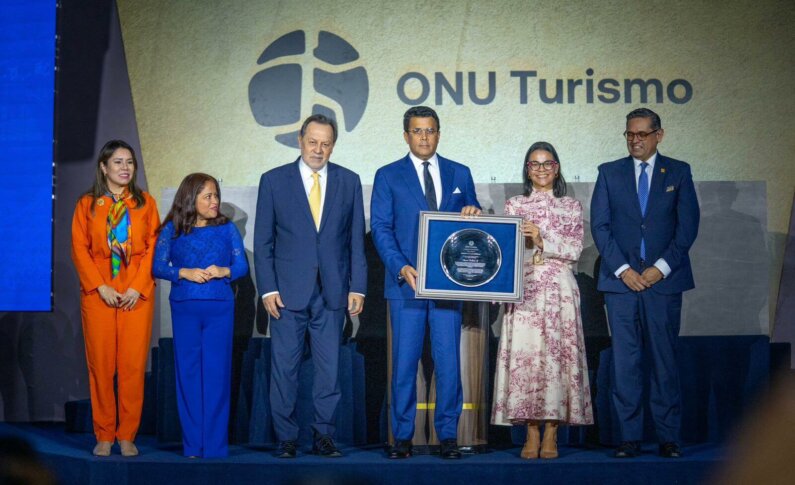 ONU Turismo Reconocen a David Collado como el mejor Ministro de Las Américas